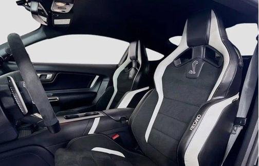 2021 Ford Shelby GT500 Base