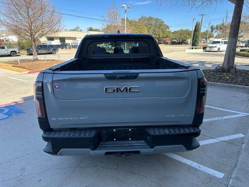 2024 GMC Sierra EV Denali Edition 1
