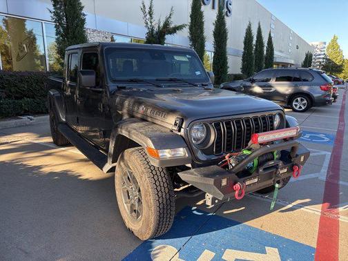 2024 Jeep Gladiator Sport