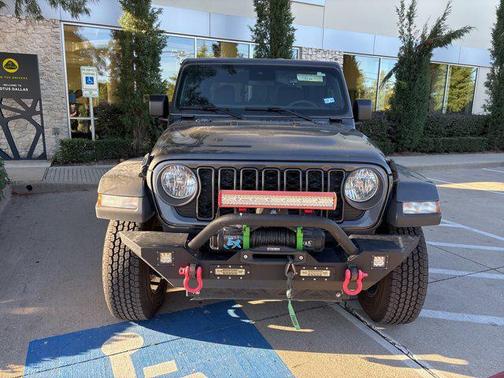 2024 Jeep Gladiator Sport