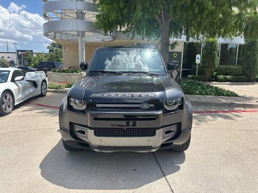 2024 Land Rover Defender 110 P525 Carpathian Edition