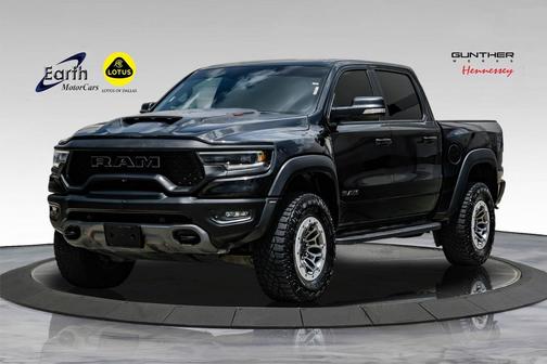 Diamond Black Crystal Pearlcoat 2022 RAM 1500 TRX