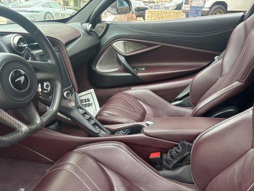 2020 McLaren 720S Luxury