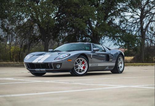 Tungsten Gray Clearcoat Metallic 2006 Ford GT 2dr Cpe