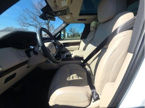 2023 Land Rover Range Rover P400 SE