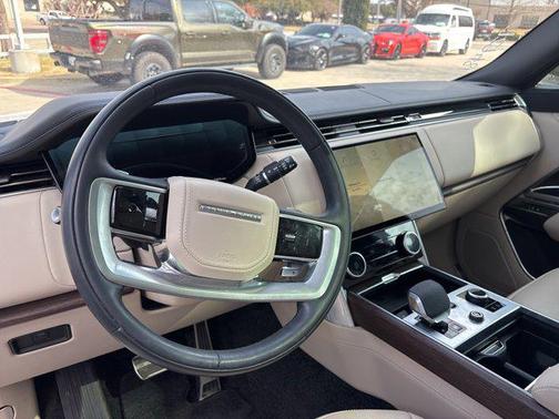 2023 Land Rover Range Rover P400 SE