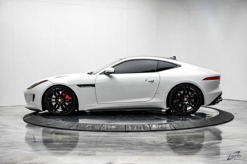 2016 Jaguar F-TYPE R