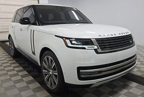 Fuji White 2023 Land Rover Range Rover P530 SE