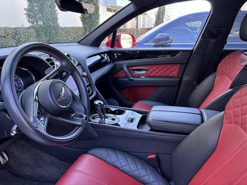 2019 Bentley Bentayga V8