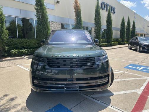 2023 Land Rover Range Rover P530 SE