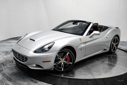 2013 Ferrari California Base