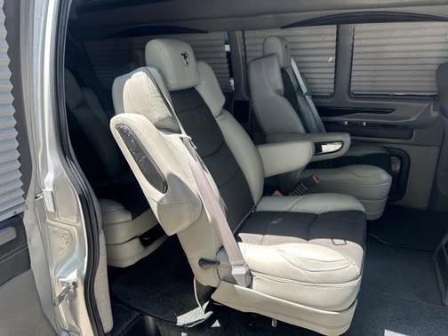 2022 Chevrolet Express 2500 RWD 2500 Extended Wheelbase WT