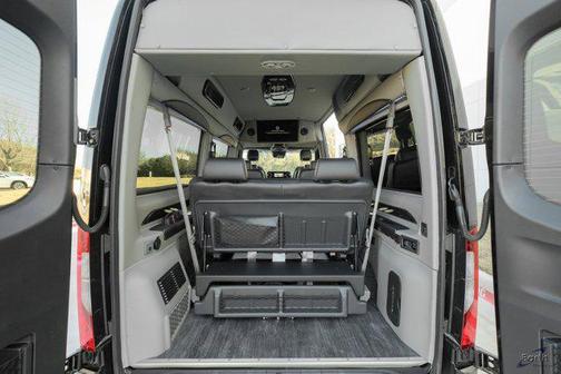 2025 Mercedes-Benz Sprinter 2500 High Roof