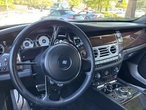2014 Rolls-Royce Wraith Starlight Headliner 21' Wheels Highly Optioned Spec