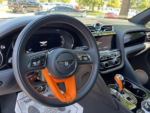 2024 Bentley Bentayga V8 FACTORY WARRANTY