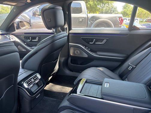2023 Mercedes-Benz S-Class 4MATIC