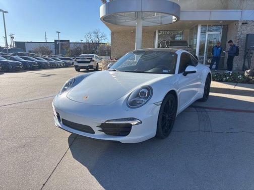 2015 Porsche 911 Carrera