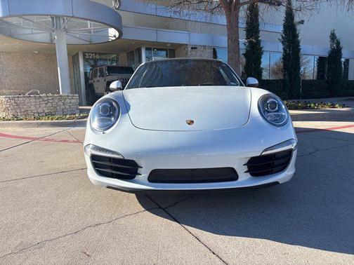 2015 Porsche 911 Carrera