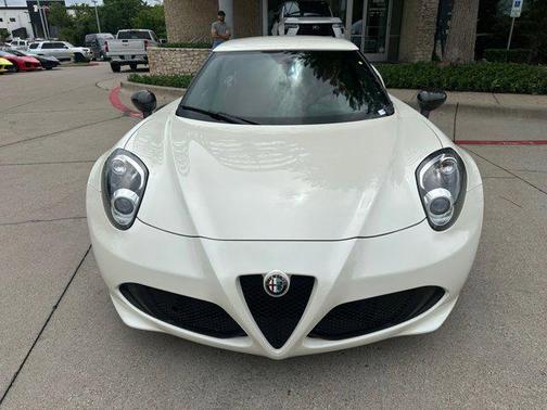 2015 Alfa Romeo 4C Base