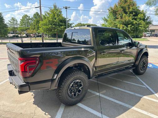 2025 Ford F-150 Raptor R