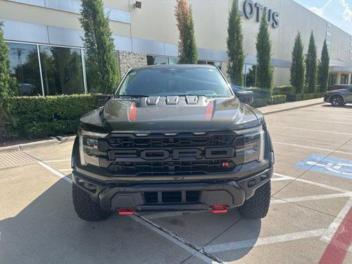 2025 Ford F-150 Raptor R