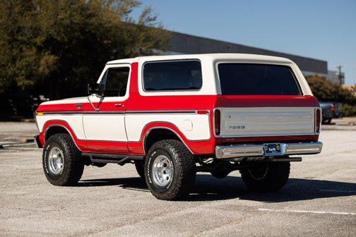 1979 Ford Bronco Ranger XLT 4x4 Coyote Restomod