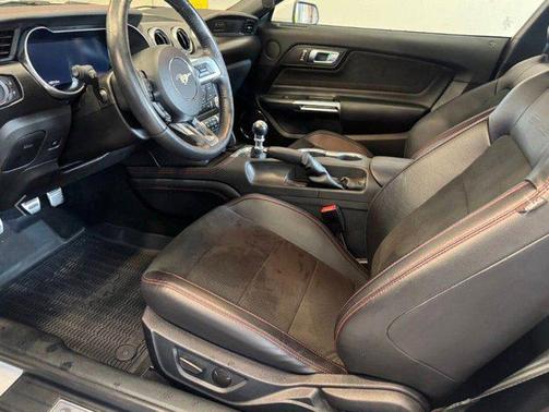 Oxford White 2021 Ford Mustang GT Premium