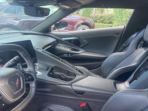 2023 Chevrolet Corvette Stingray w/3LT
