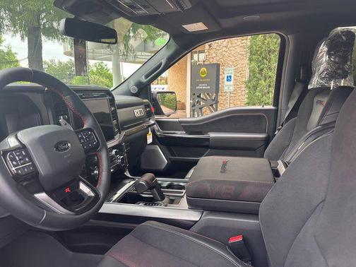 2025 Ford F-150 Raptor R