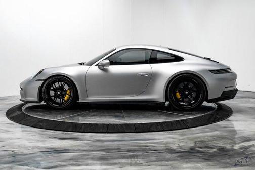 2024 Porsche 911 GT3 w/Touring Package