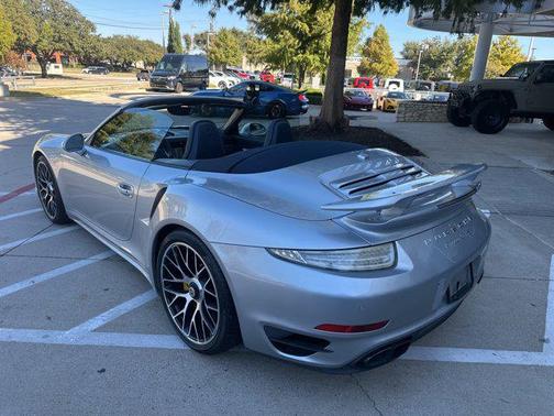 2015 Porsche 911 Turbo S