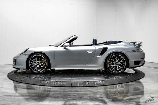 2015 Porsche 911 Turbo S