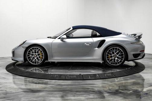 2015 Porsche 911 Turbo S