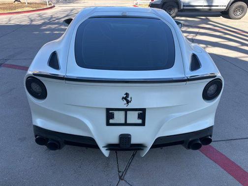 2015 Ferrari F12berlinetta Base