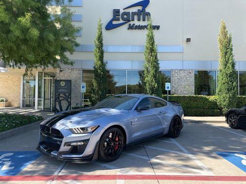 2022 Ford Shelby GT500 Base