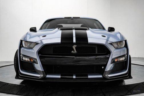 2022 Ford Shelby GT500 Base