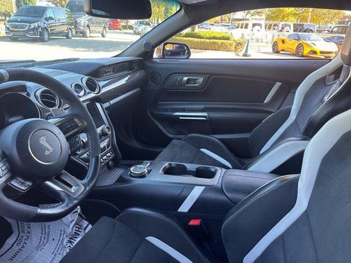 2020 Ford Shelby GT500 Base