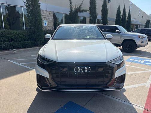2021 Audi Q8 55 Prestige