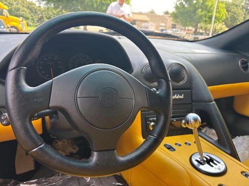 2005 Lamborghini Murcielago 2dr Cpe