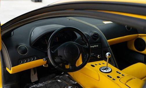 2005 Lamborghini Murcielago 2dr Cpe