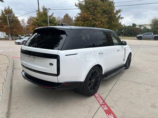 2023 Land Rover Range Rover Autobiography