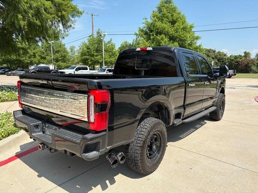 Agate Black Metallic 2024 Ford F-350 Platinum