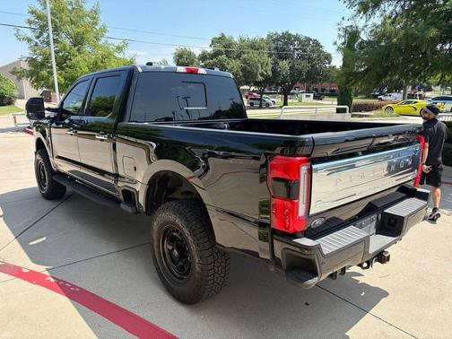 Agate Black Metallic 2024 Ford F-350 Platinum