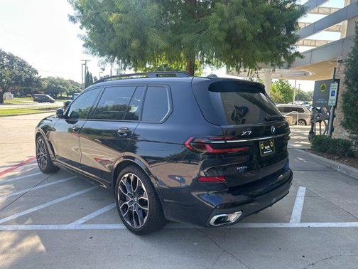 2024 BMW X7 xDrive40i