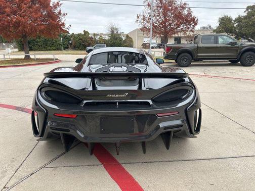 2019 McLaren 600LT Tons of Carbon Alcantara Interior Ceramic Brakes LOADED!