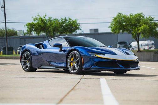 Blu Tour de France Metallic 2022 Ferrari SF90 Stradale Assetto Fiorano $682,162 MSRP