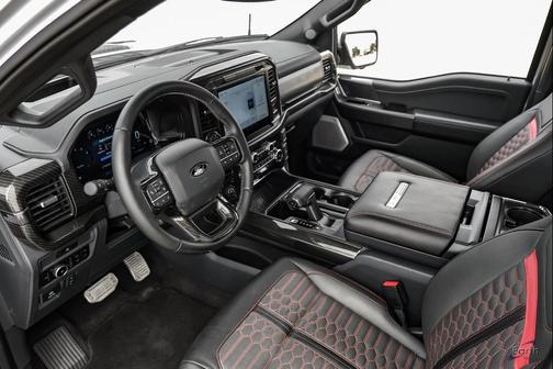 Space White Metallic 2025 Ford F-150 Lariat