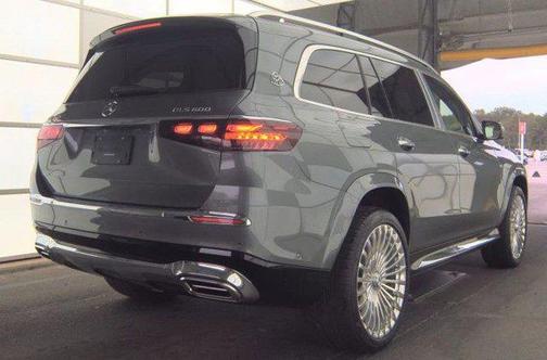 Selenite Grey Metallic 2024 Mercedes-Benz Maybach GLS 600 4MATIC