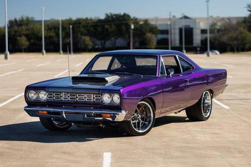 1968 Plymouth Roadrunner Hellcat Restomod