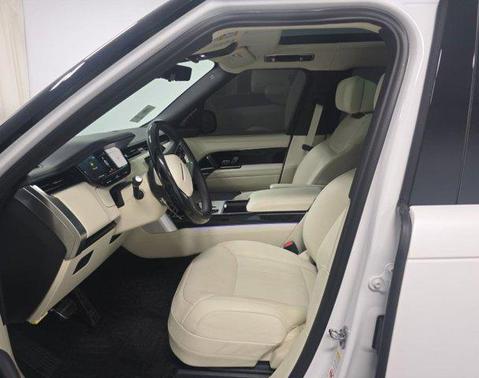 2025 Land Rover Range Rover P530 Autobiography